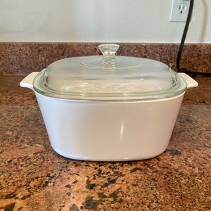 CorningWare Frost White 3 liter Casserole with Lid